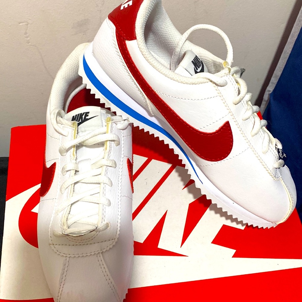 Nike shoes